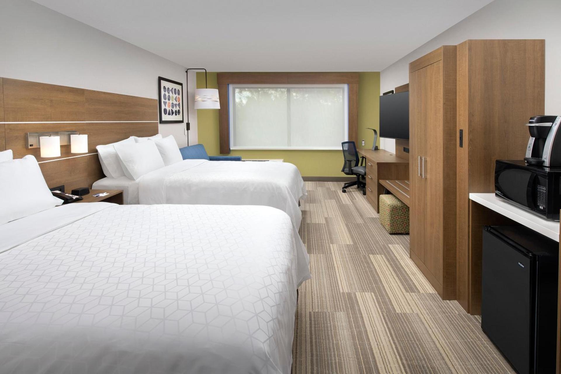 Holiday Inn Express & Suites - North Brunswick by IHG photo 35