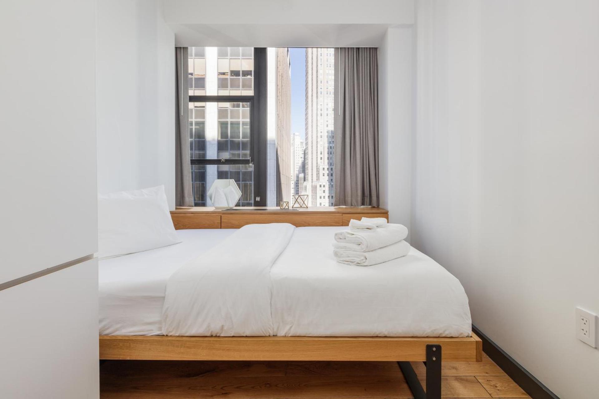 Placemakr Wall Street photo 100
