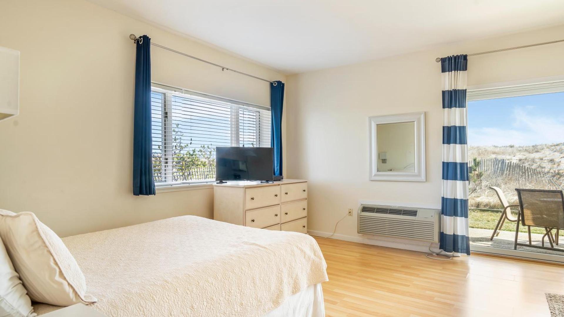 Windward Shores photo 71