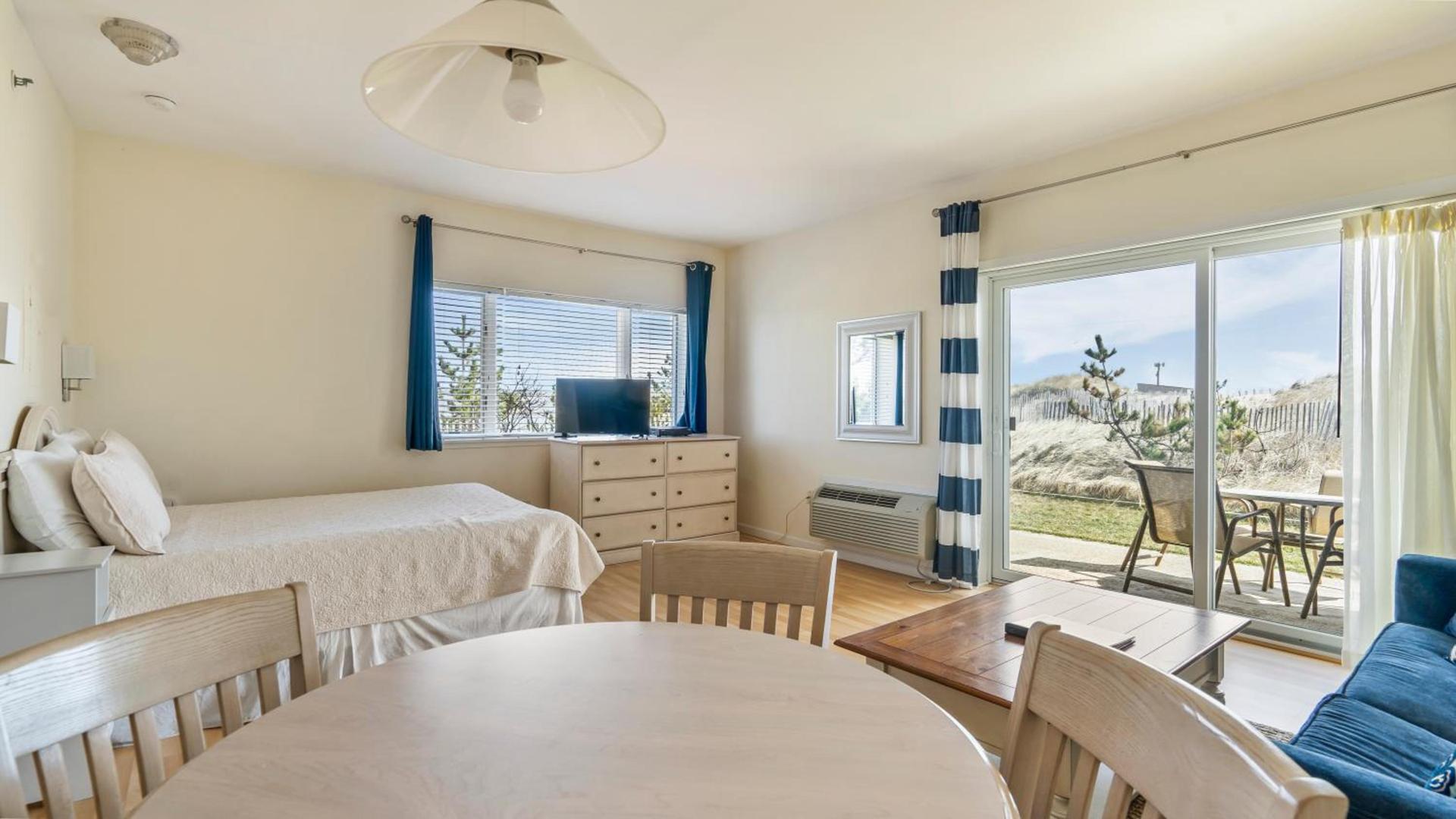 Windward Shores photo 70