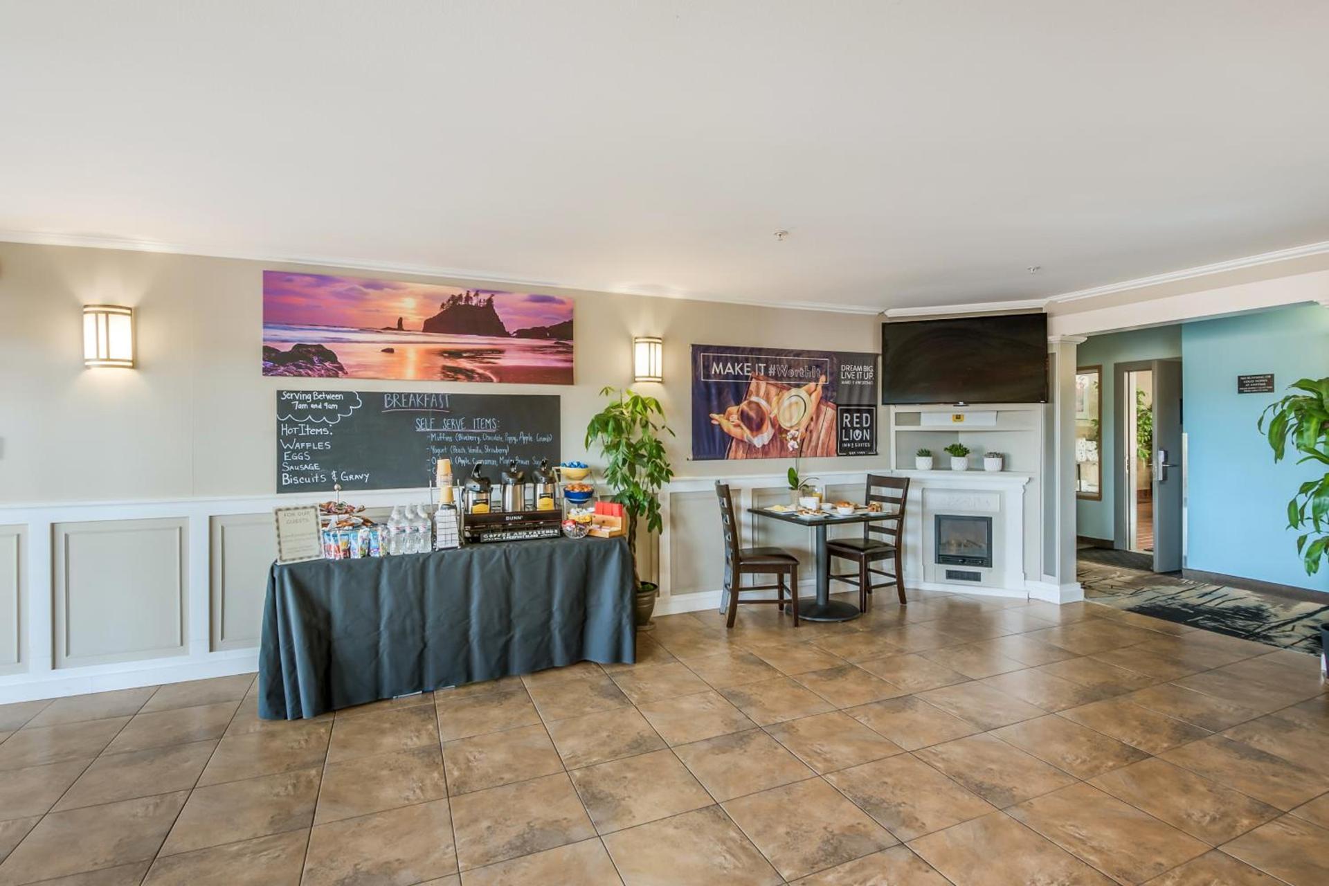 Red Lion Inn & Suites Sequim at Olympic National Park photo 8