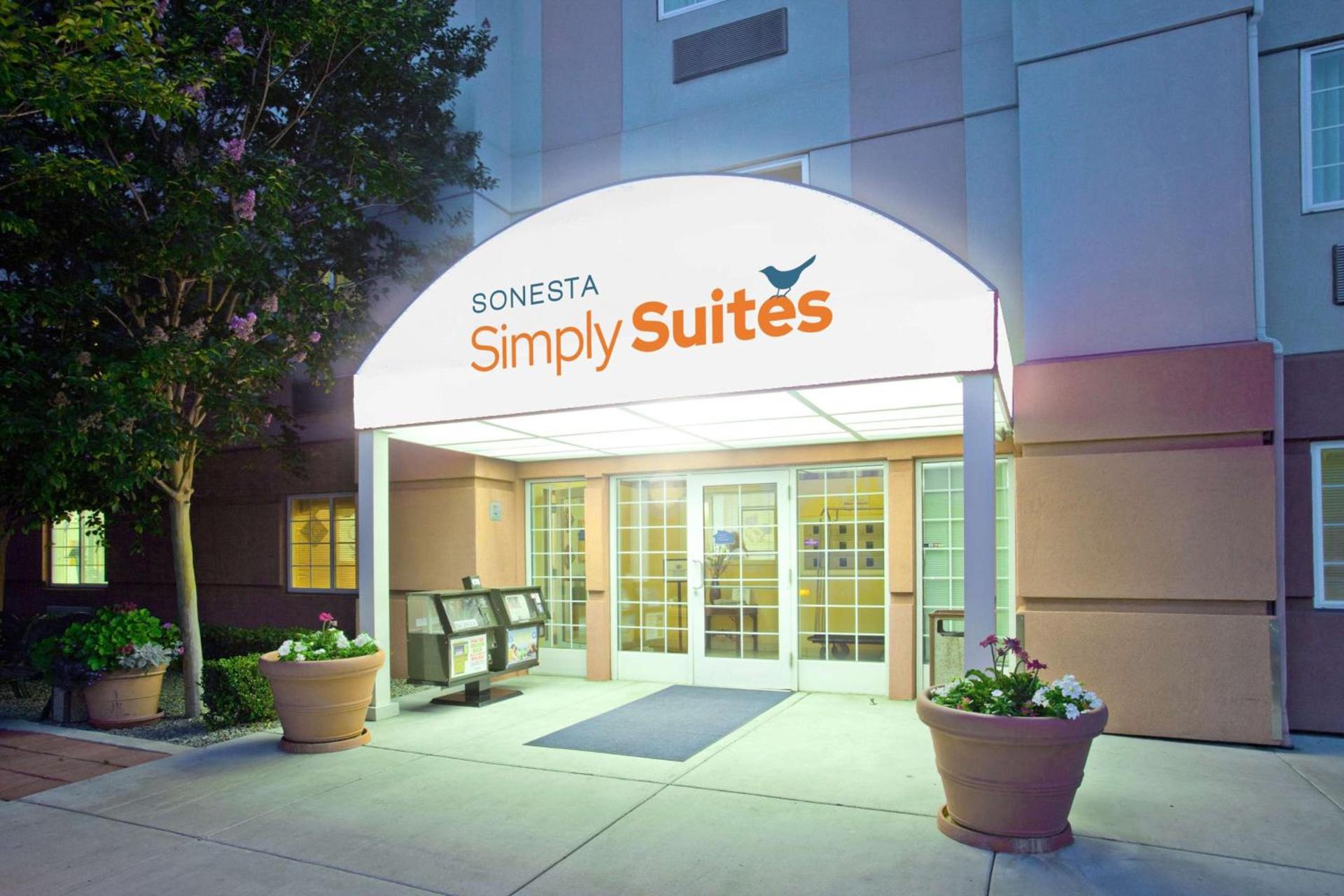 Sonesta Simply Suites Garden Grove Anaheim photo 1