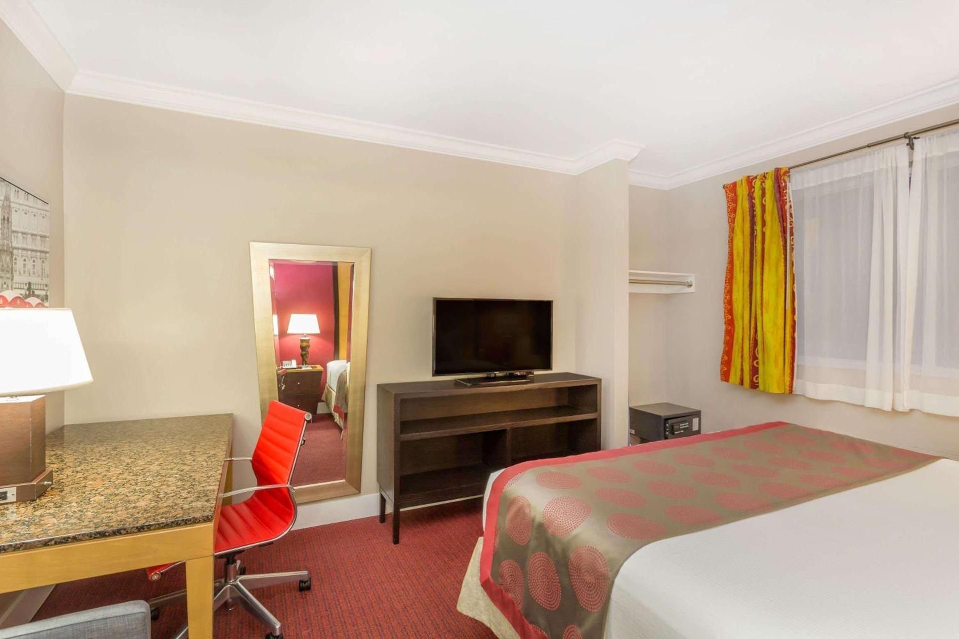 Ramada by Wyndham Miami Springs/Miami International Airport photo 33