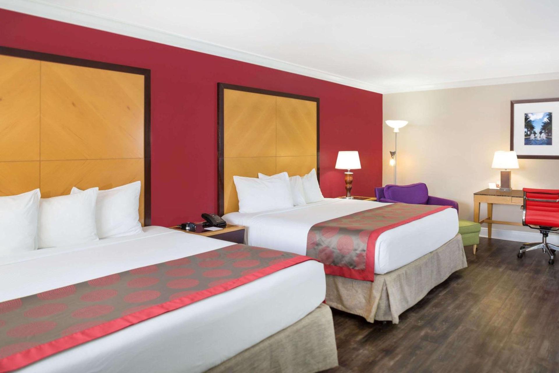 Ramada by Wyndham Miami Springs/Miami International Airport photo 39