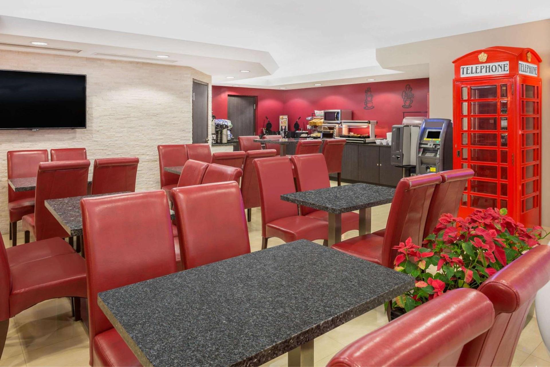 Ramada by Wyndham Miami Springs/Miami International Airport photo 8