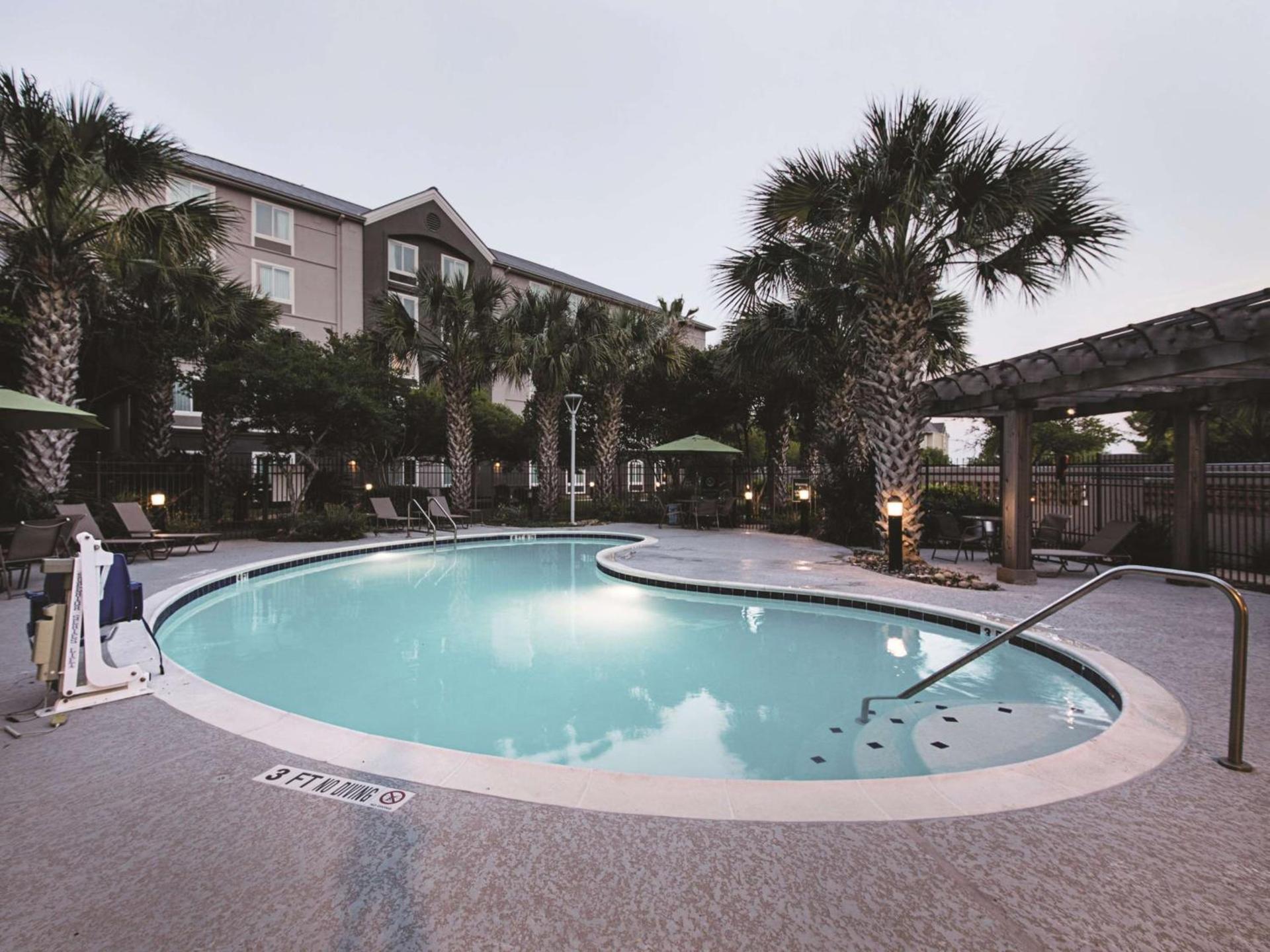 La Quinta by Wyndham Austin Airport photo 4