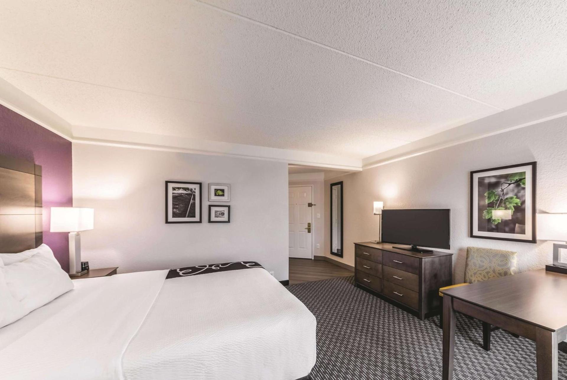 La Quinta by Wyndham Austin Airport photo 29