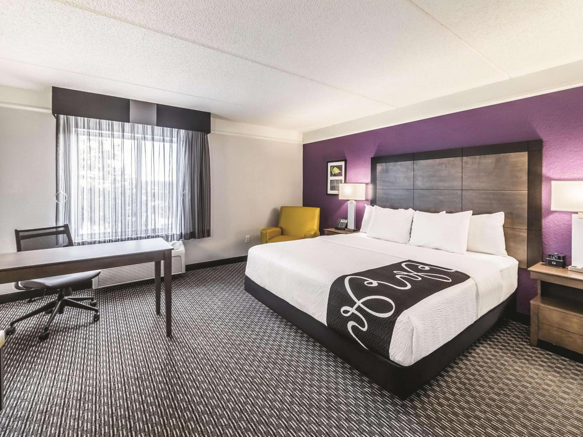 La Quinta by Wyndham Austin Airport photo 18