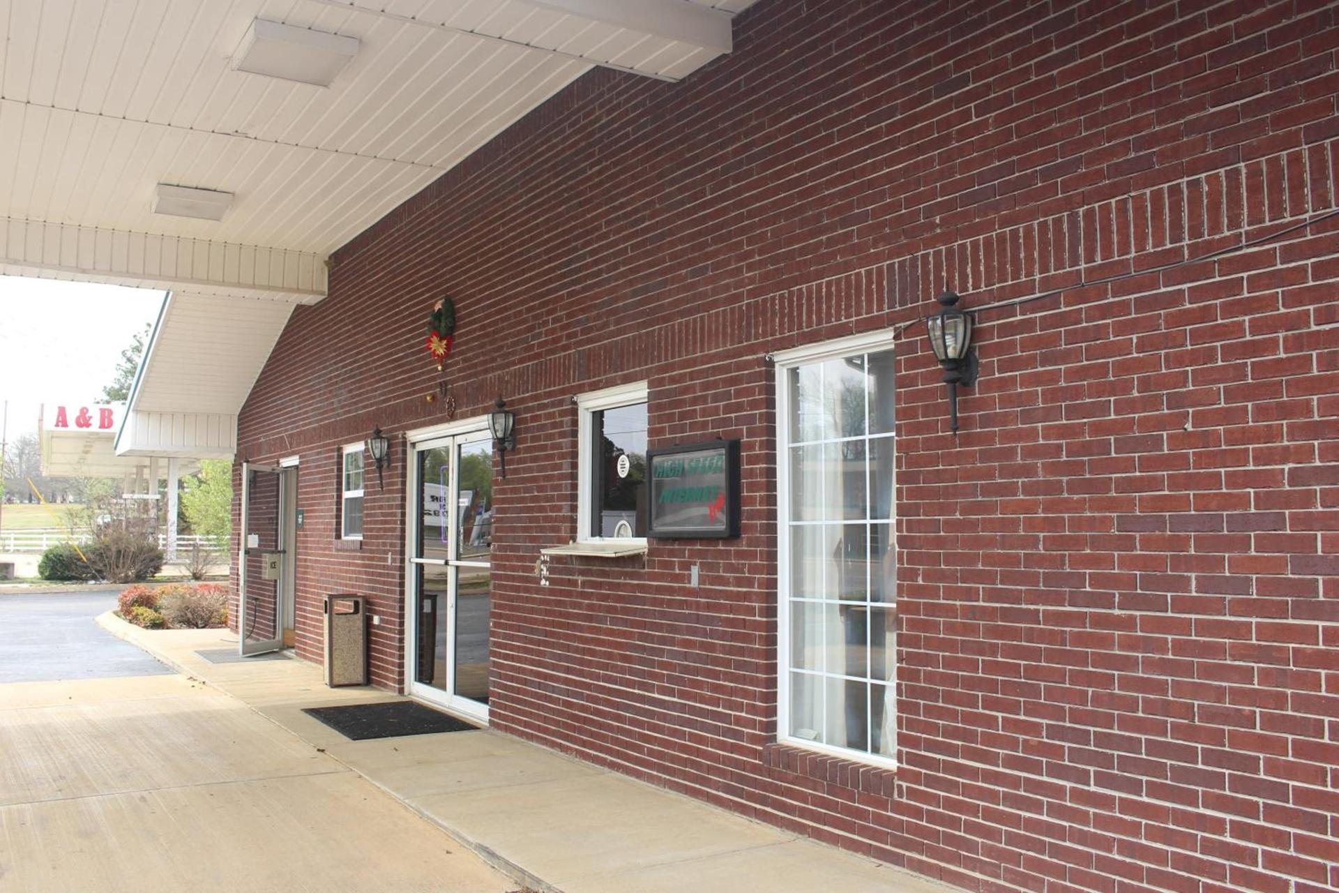 Deerfield Inn photo 17