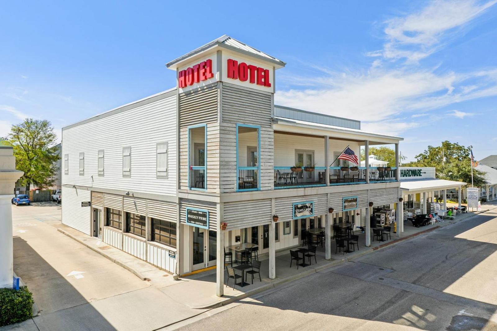 Hotel Whiskey in Pass Christian photo 1