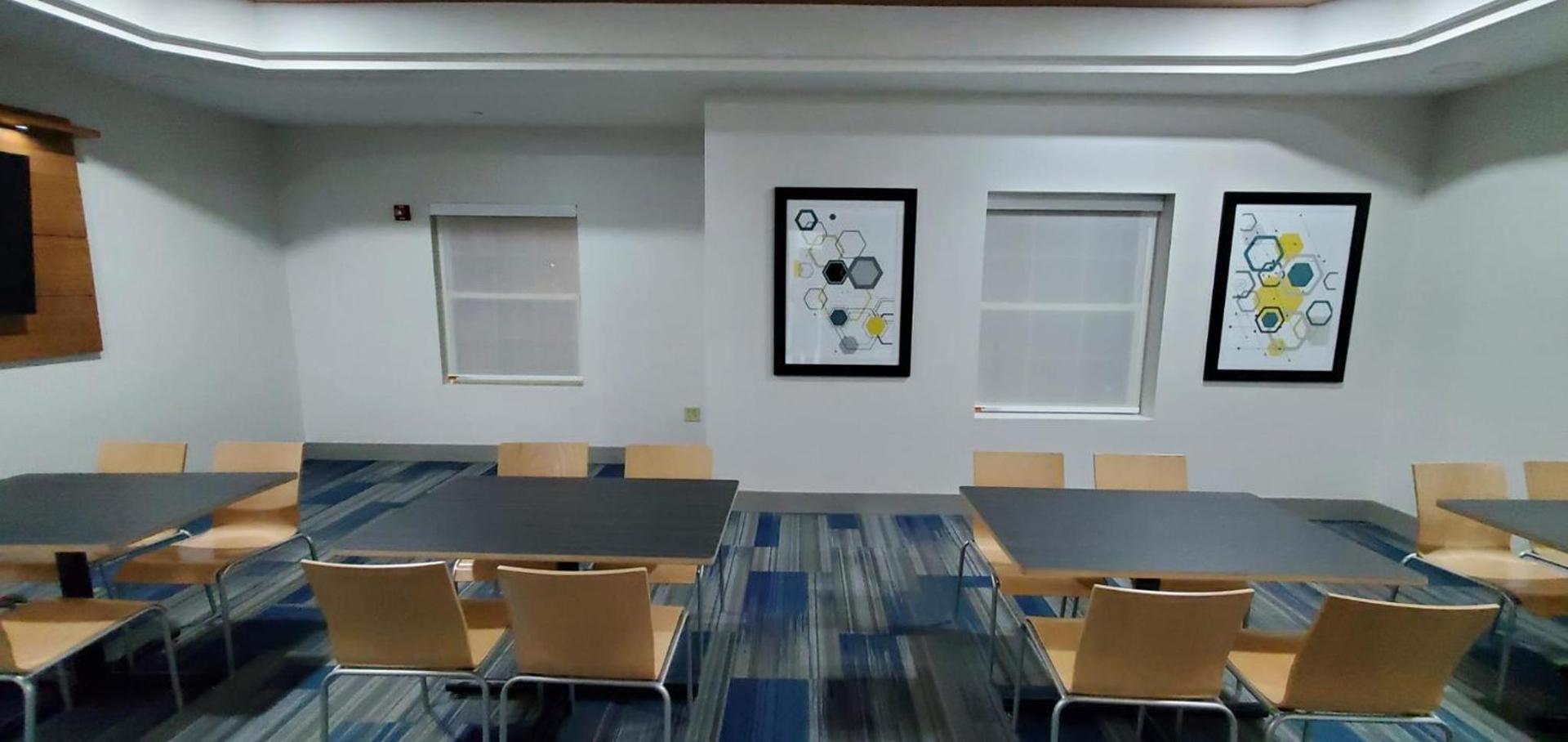 Holiday Inn Express & Suites Williamsburg by IHG photo 5