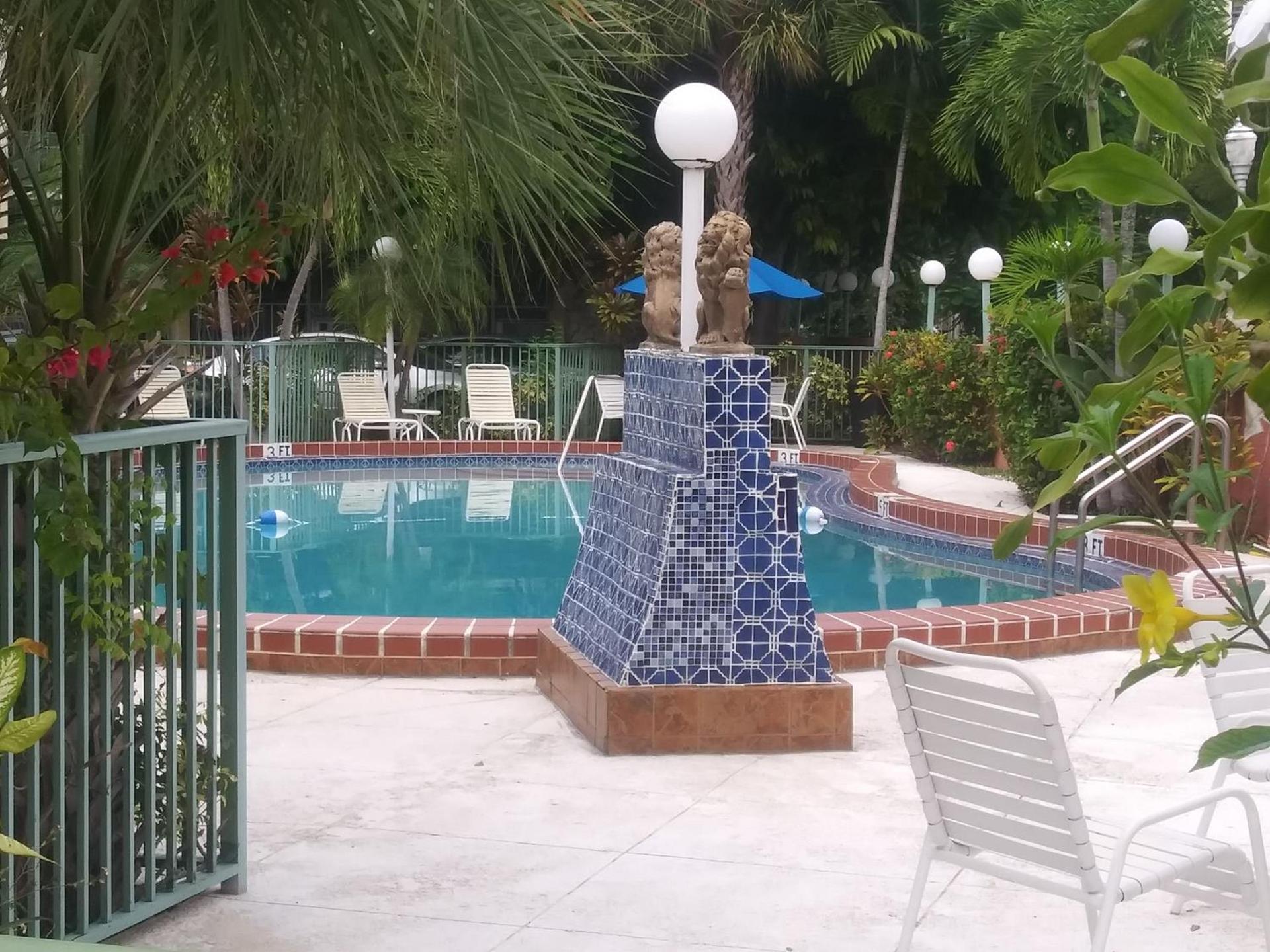 Hotel Chateaubleau photo 31