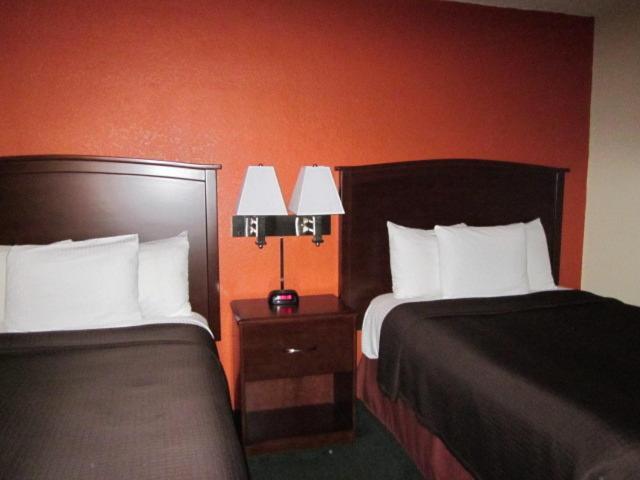 AmericInn by Wyndham Plymouth photo 14