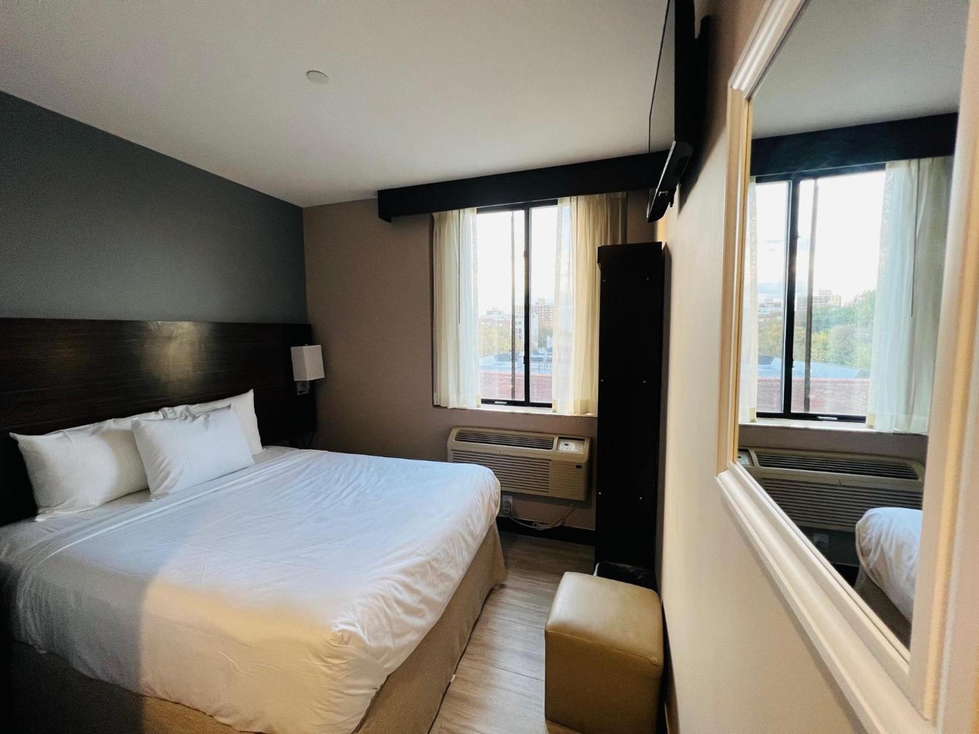 Rockaway Hotel photo 5