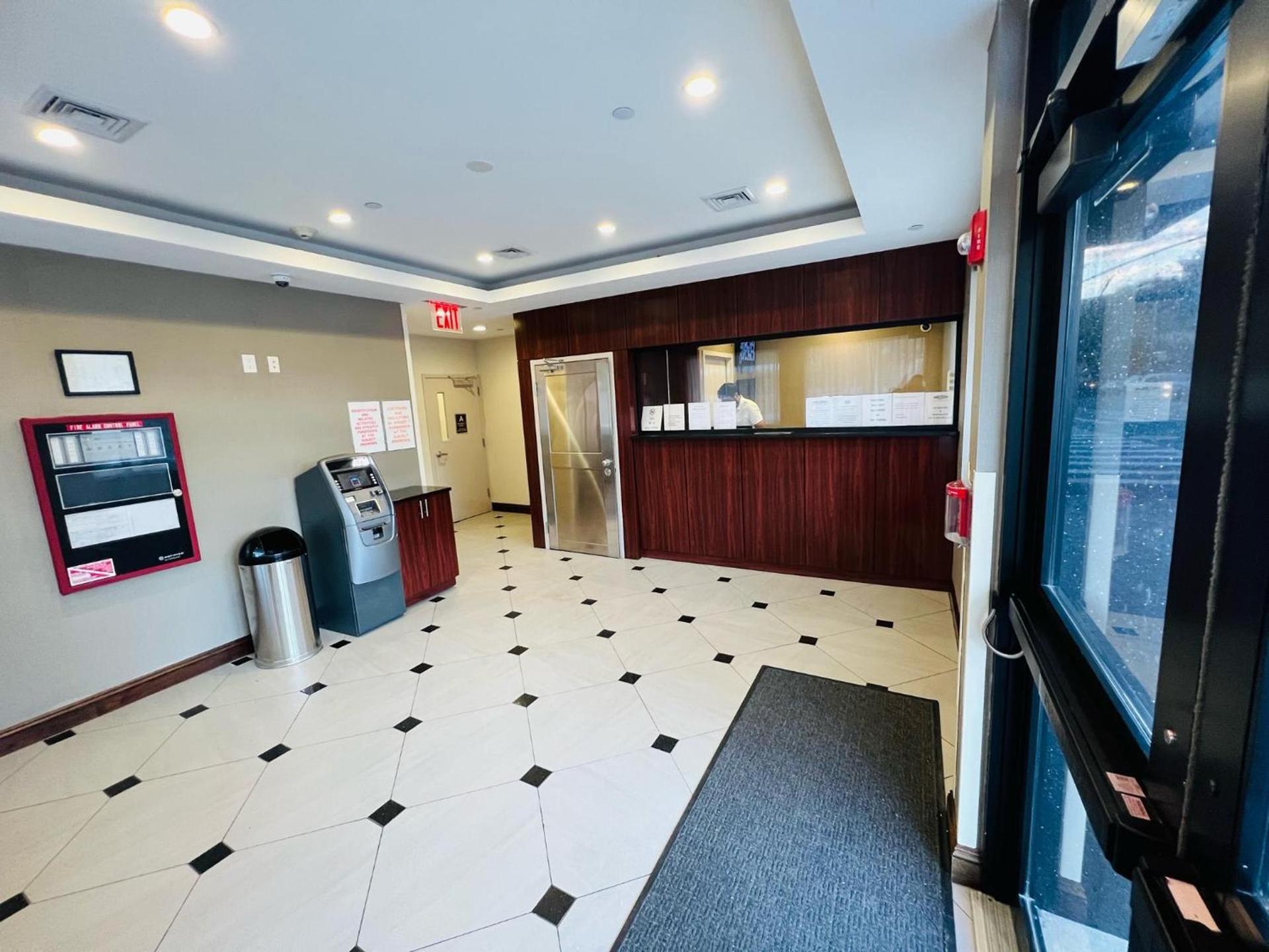 Rockaway Hotel photo 4