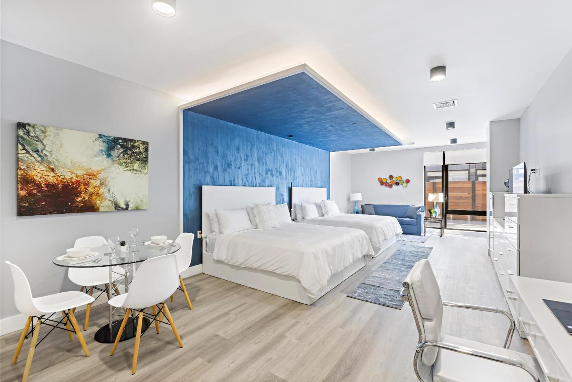 Global Luxury Suites at The Arches photo 6
