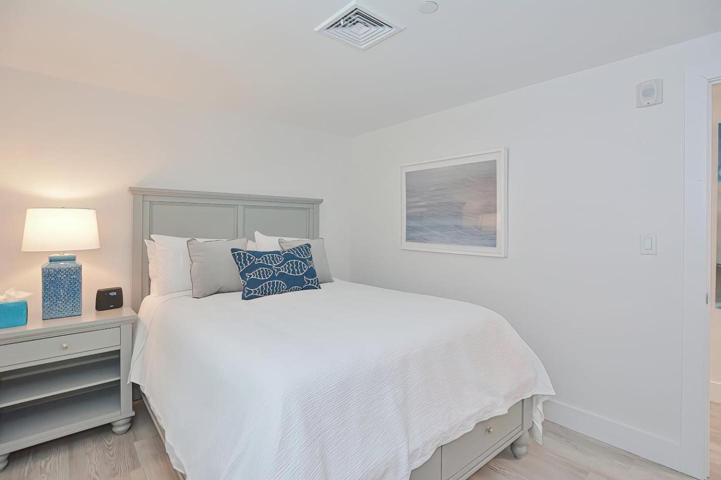 Harbourtown Suites on Plymouth Harbor photo 27