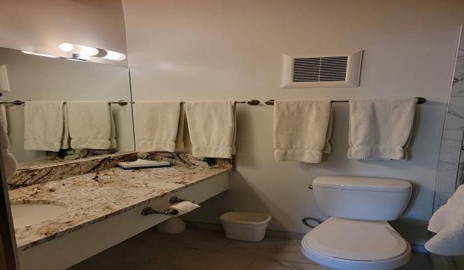 St Moritz Lodge and Condominiums photo 78