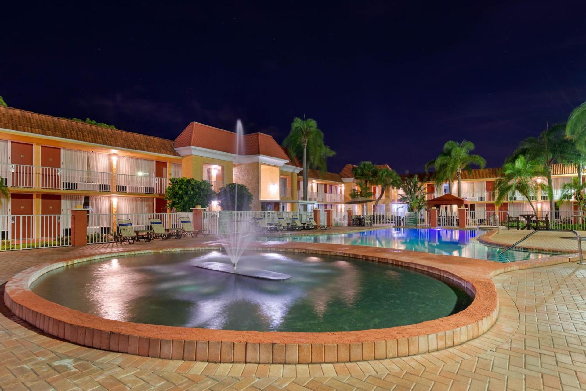 Quality Inn & Suites Conference Center photo 18