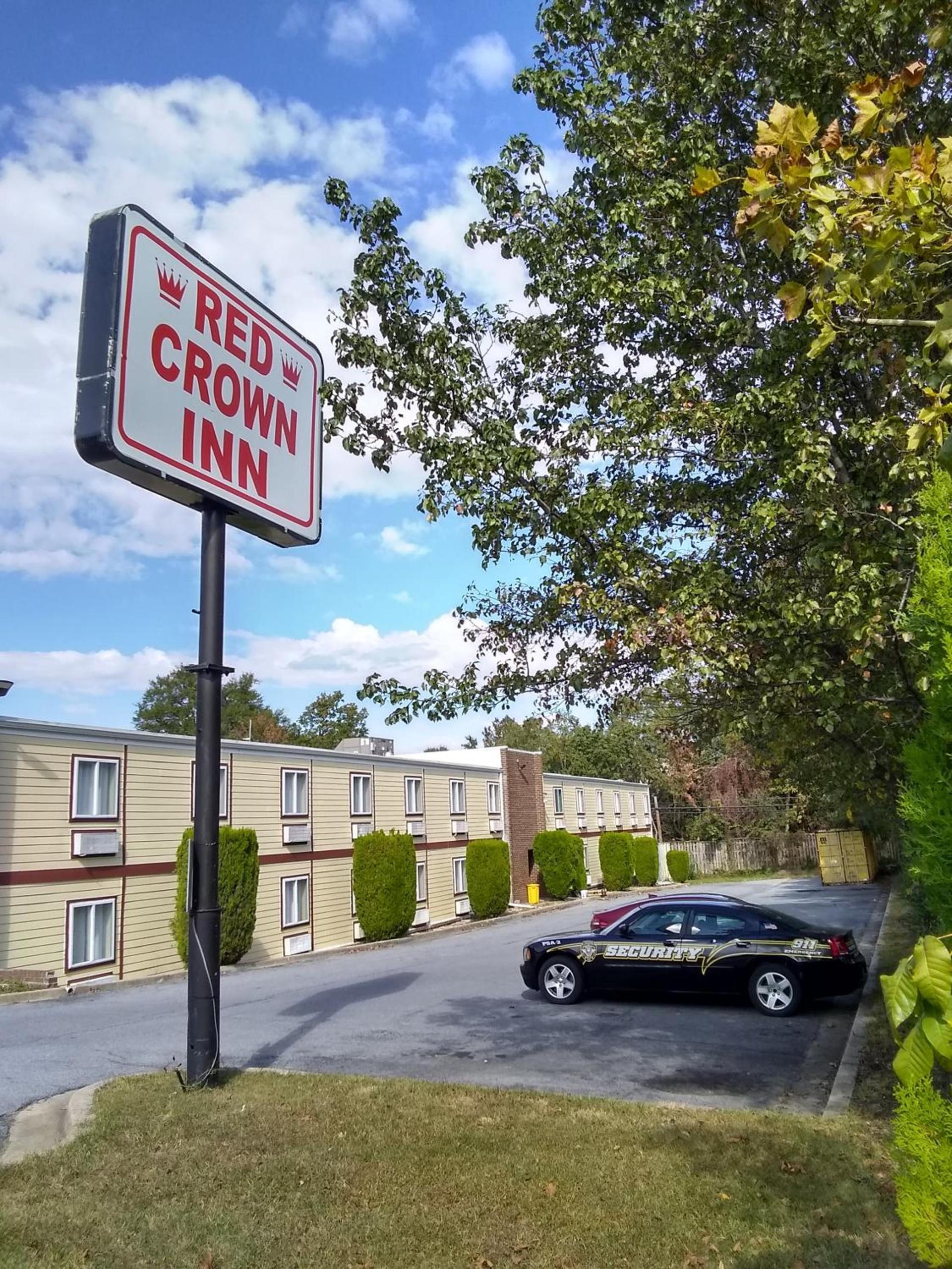 Red Crown Inn photo 60