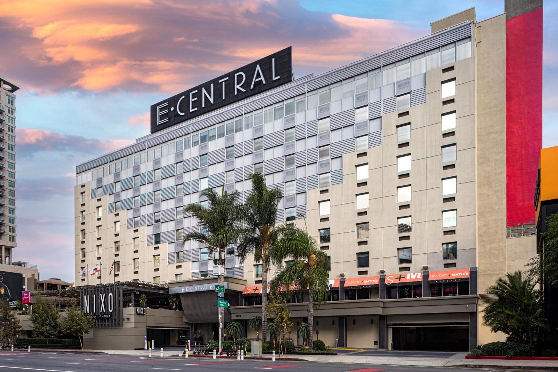 E Central Hotel Downtown Los Angeles photo 18