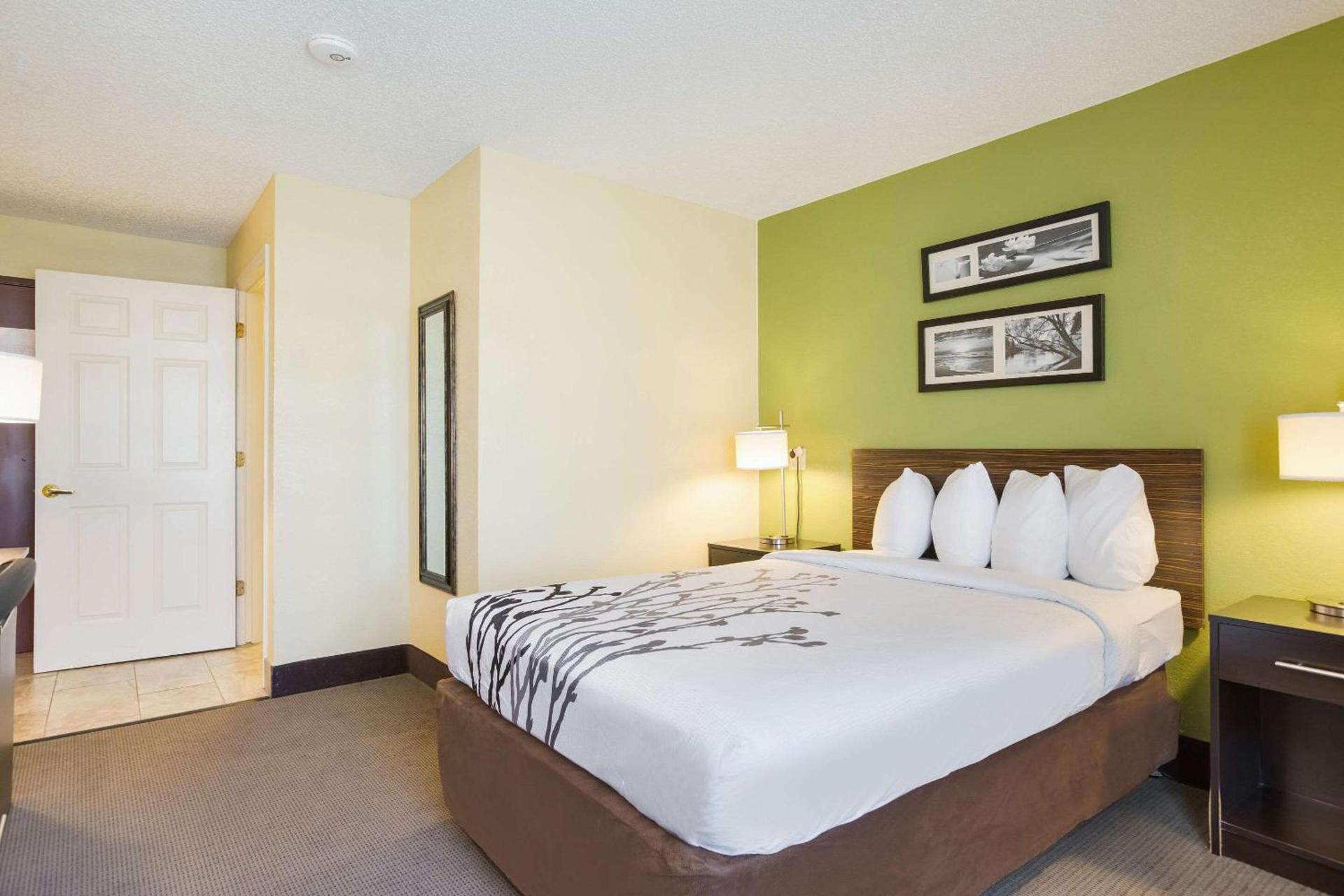 Spark By Hilton Grand Rapids photo 12