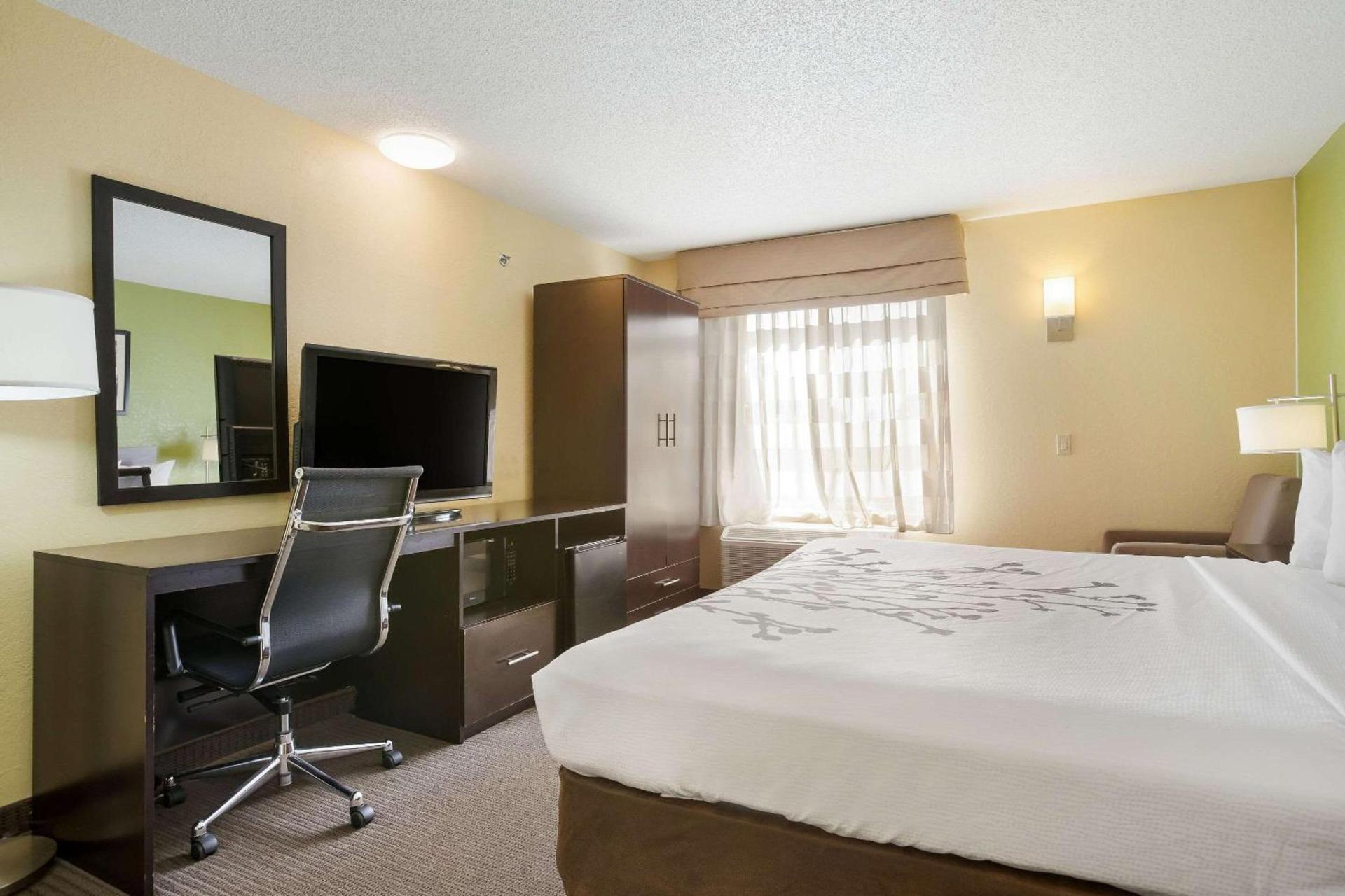 Spark By Hilton Grand Rapids photo 20