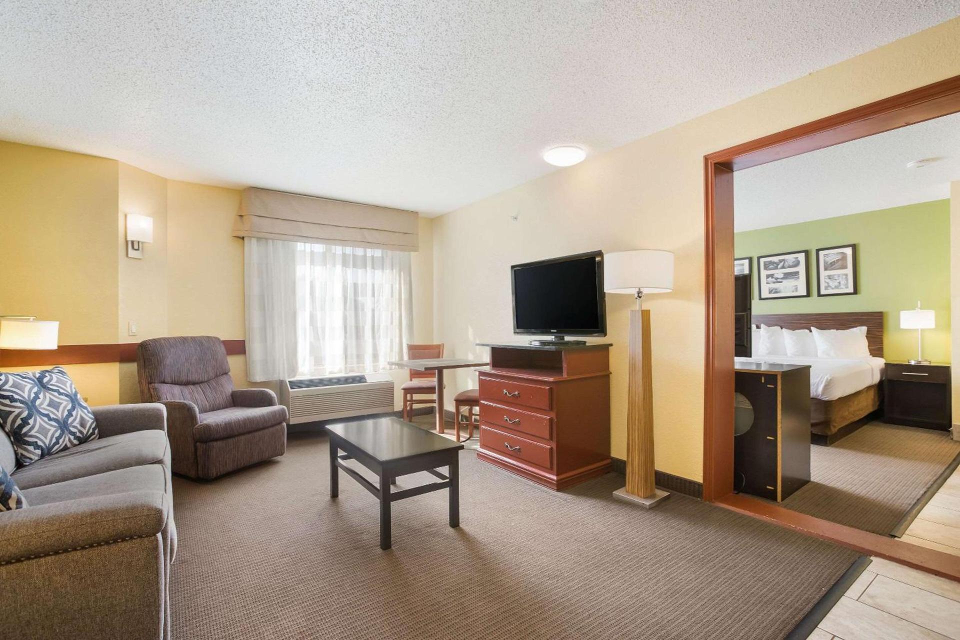 Spark By Hilton Grand Rapids photo 25