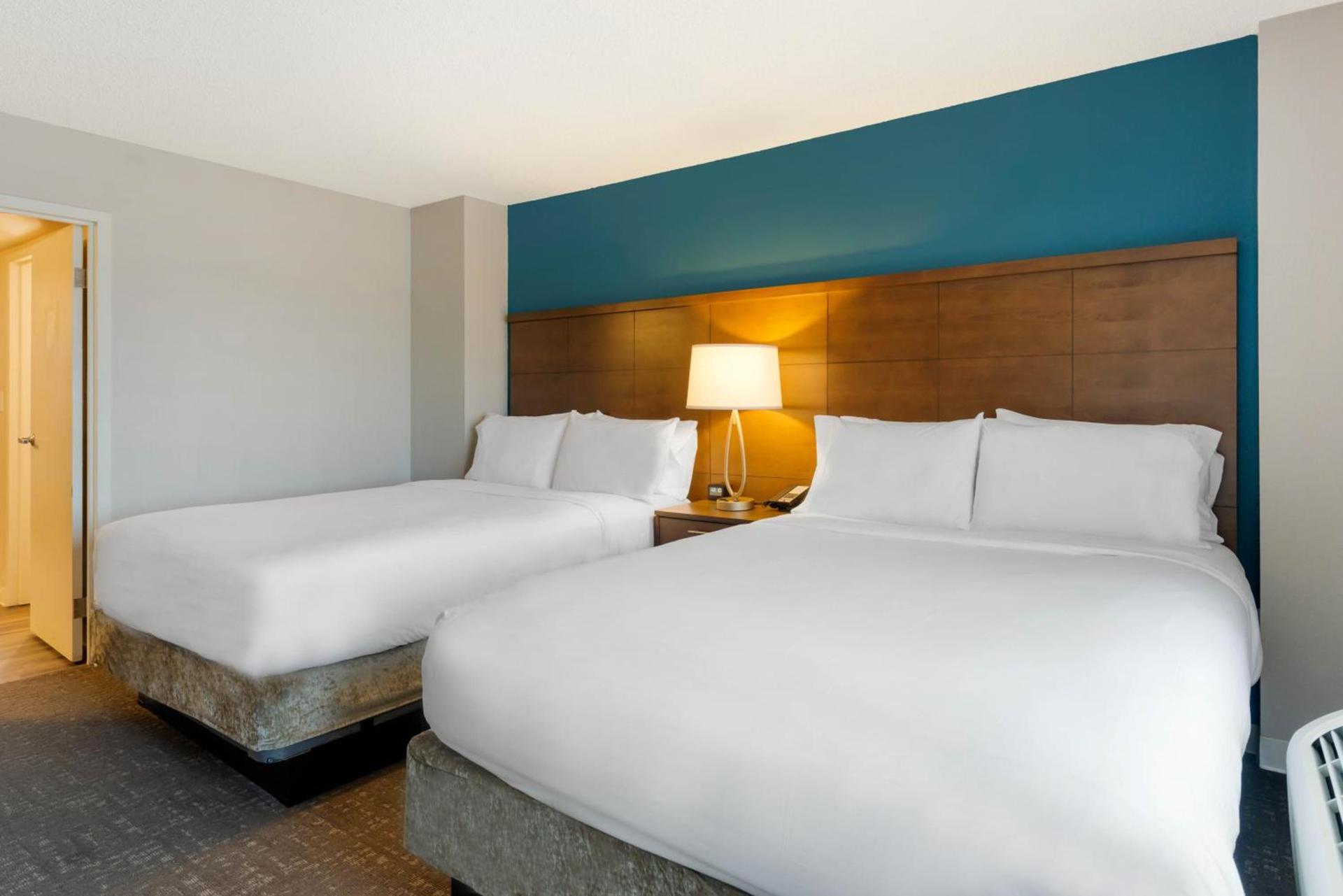 Staybridge Suites Orlando Royale Parc Suites by IHG photo 53