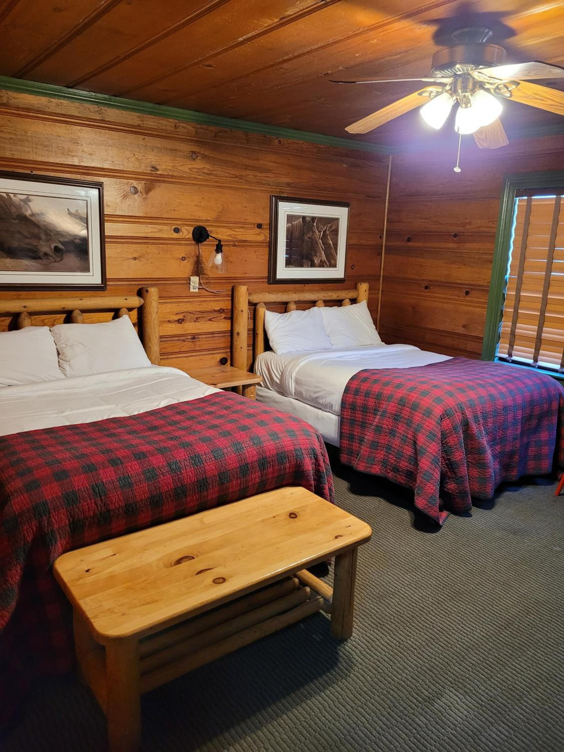 Shaver Lake Village Hotel photo 22