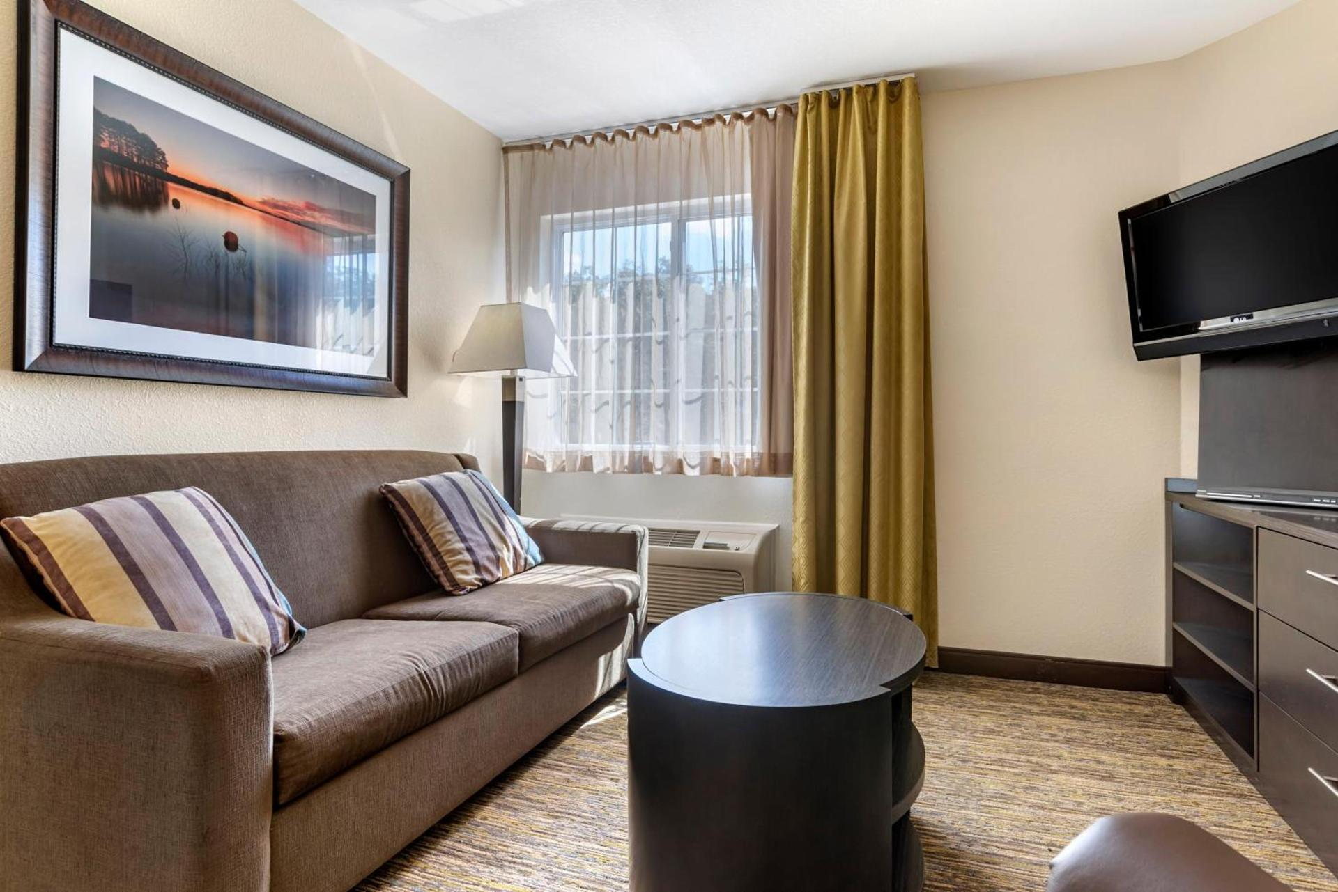 Candlewood Suites Alabaster by IHG photo 19
