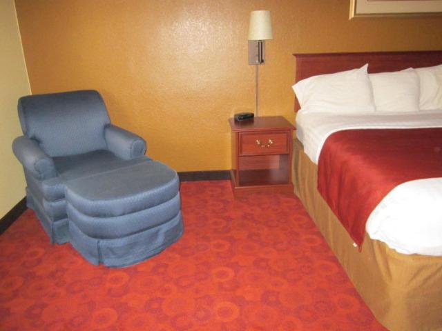 AmericInn by Wyndham West Bend photo 30