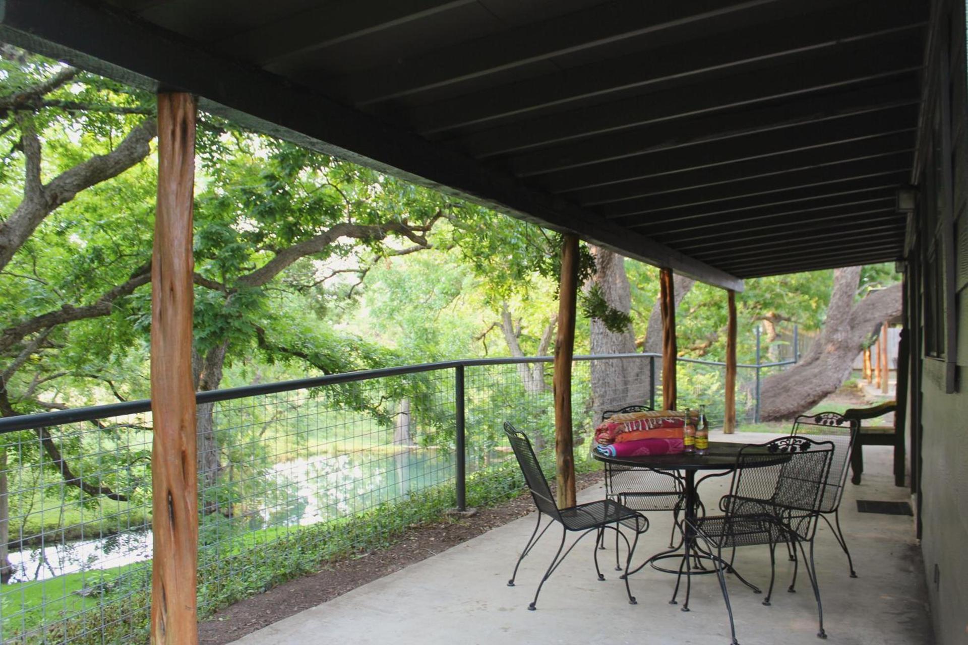 The Springs Retreat photo 3