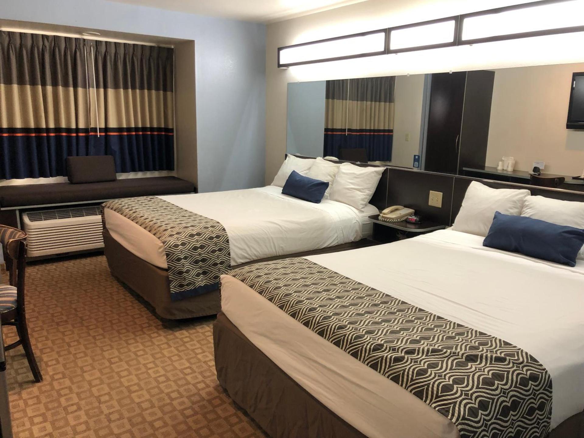 Microtel Inn & Suites by Wyndham Klamath Falls photo 17