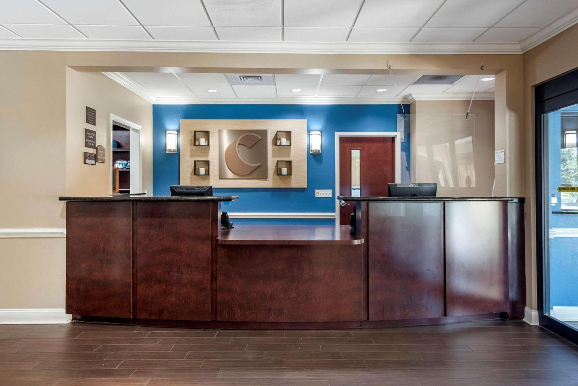 Comfort Inn & Suites Fort Walton Beach - Destin West photo 3