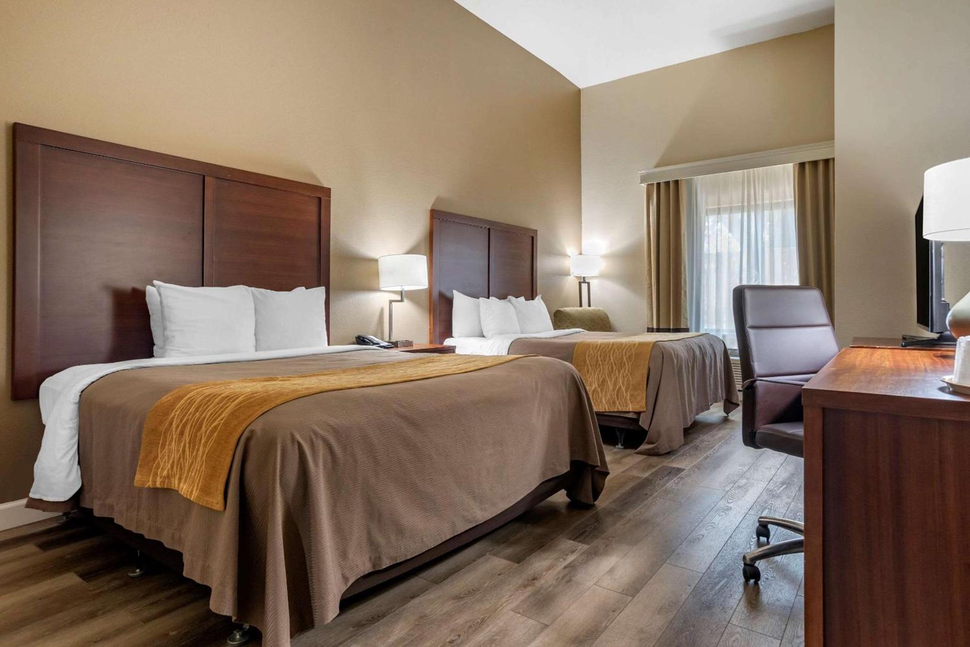 Comfort Inn & Suites Fort Walton Beach - Destin West photo 11