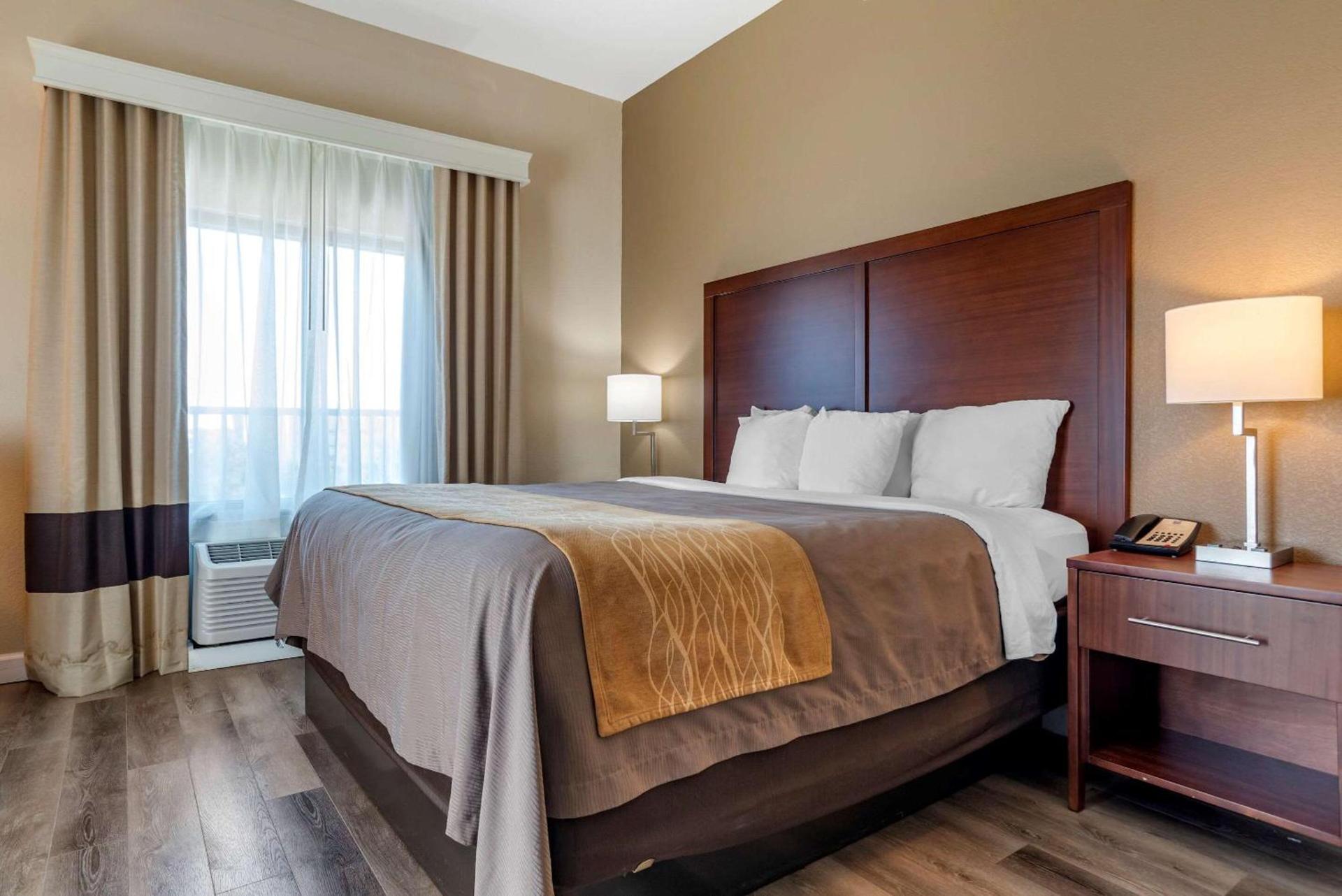 Comfort Inn & Suites Fort Walton Beach - Destin West photo 18