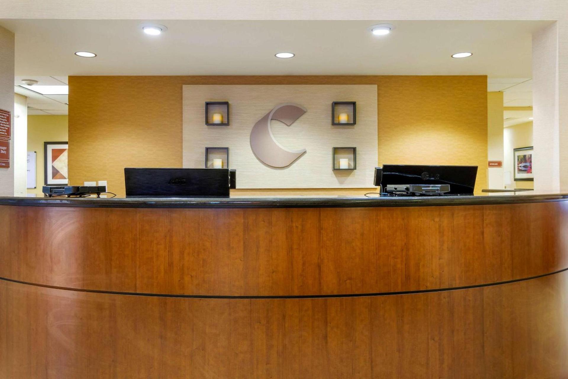 Comfort Suites Charleston West Ashley photo 5