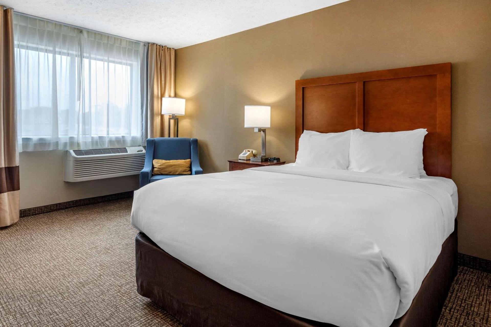 Comfort Inn & Suites Montpelier-Berlin photo 10