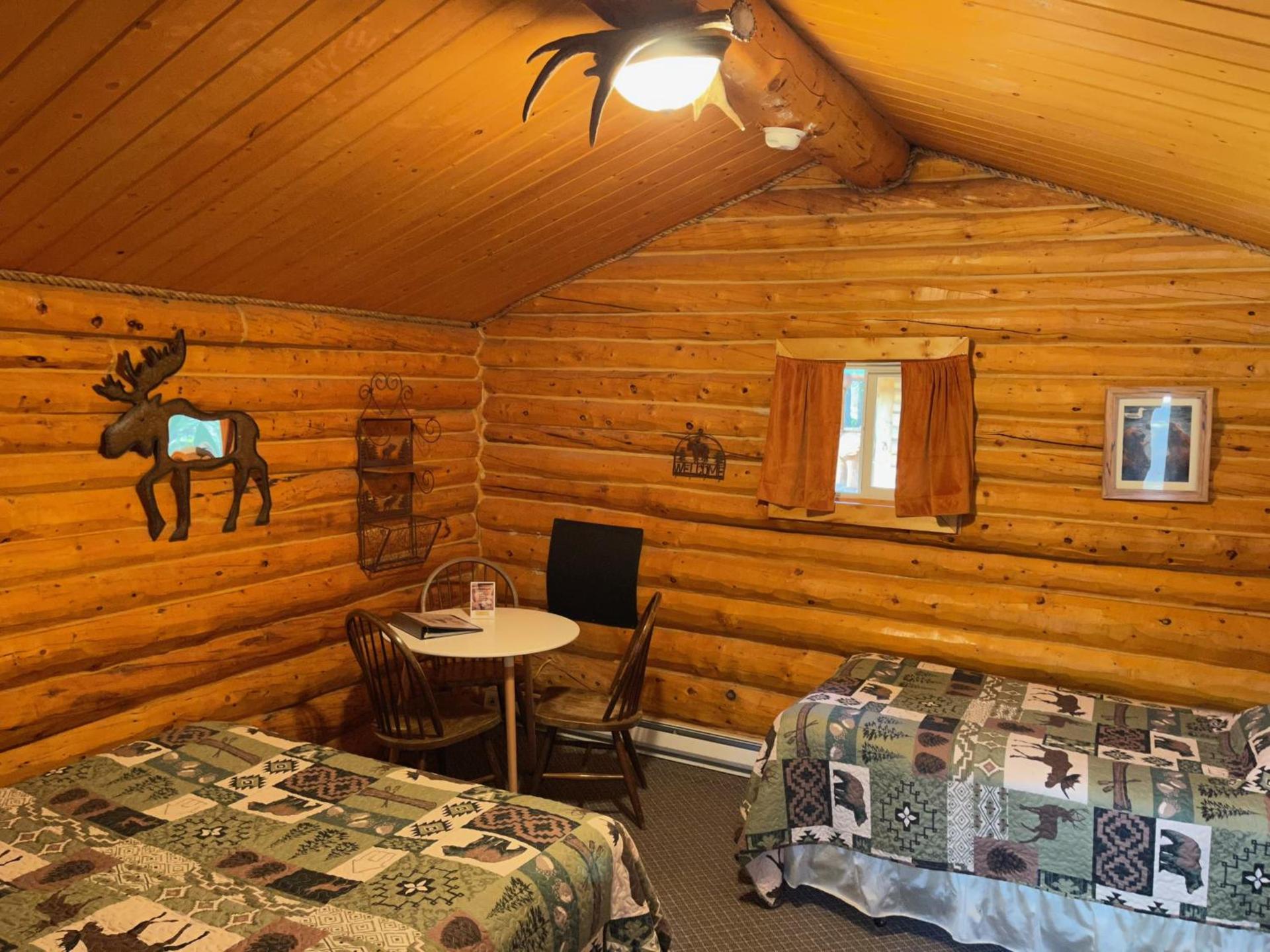 Carlo Creek Cabins photo 12