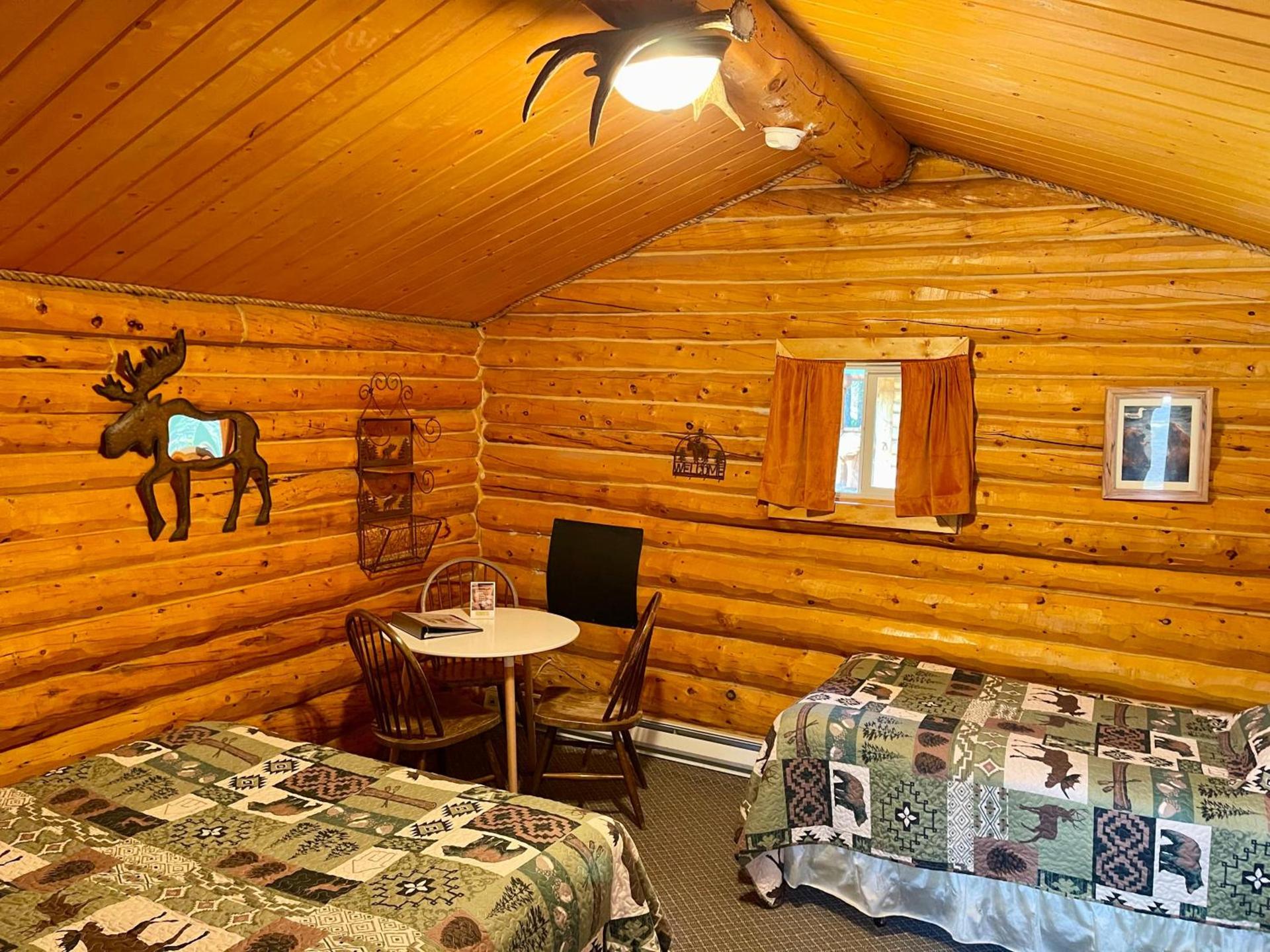 Carlo Creek Cabins photo 60