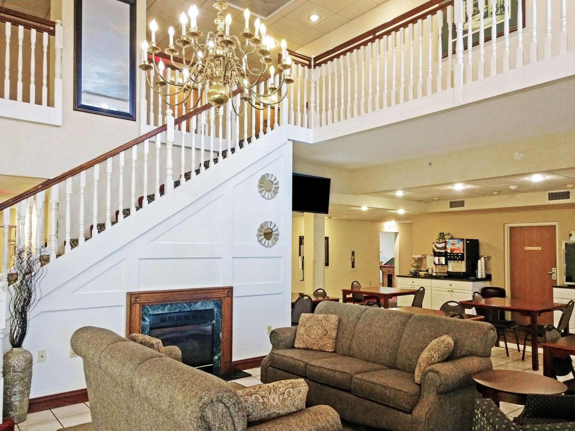 Quality Inn & Suites Bellville - Mansfield photo 4