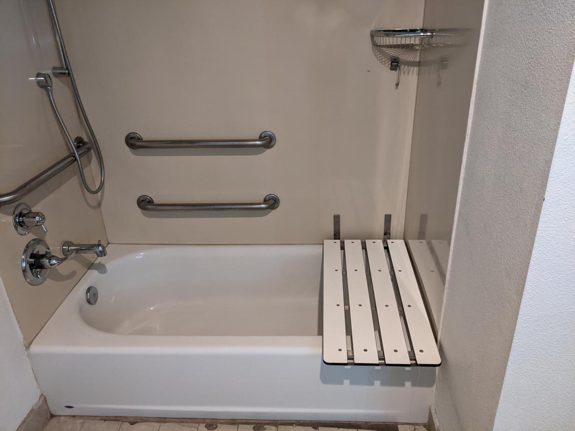 Epic Hotel photo 22
