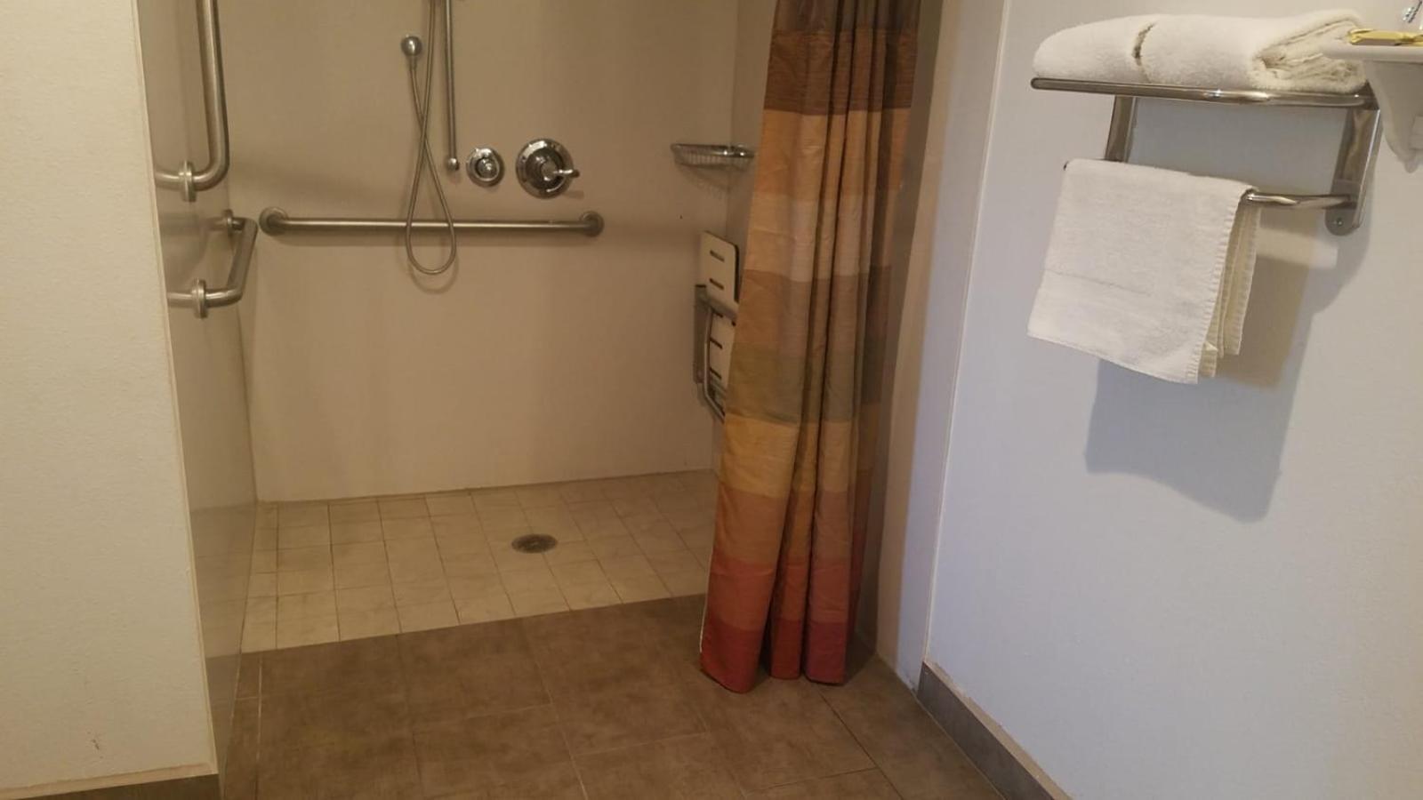 Epic Hotel photo 23