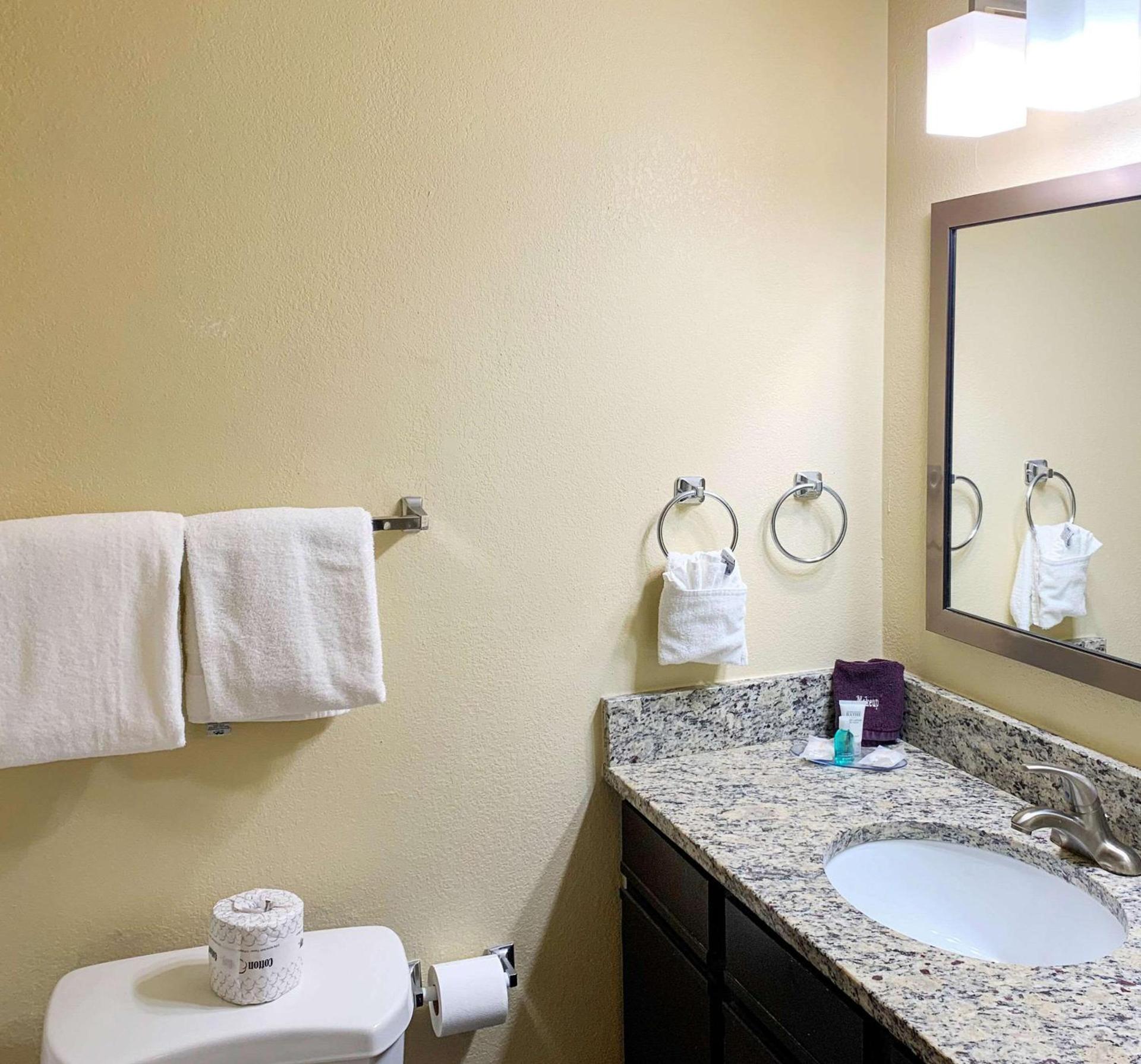 MainStay Suites Brentwood-Nashville photo 17