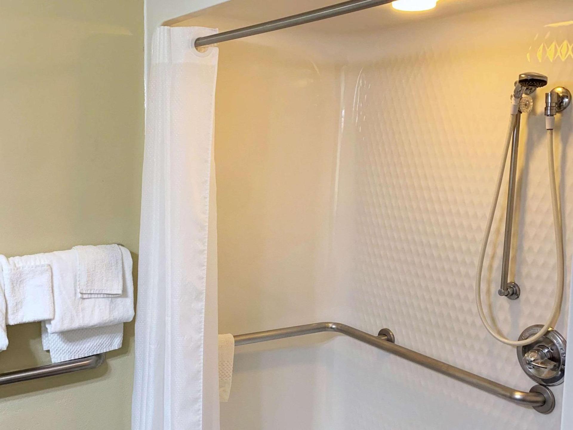MainStay Suites Brentwood-Nashville photo 18