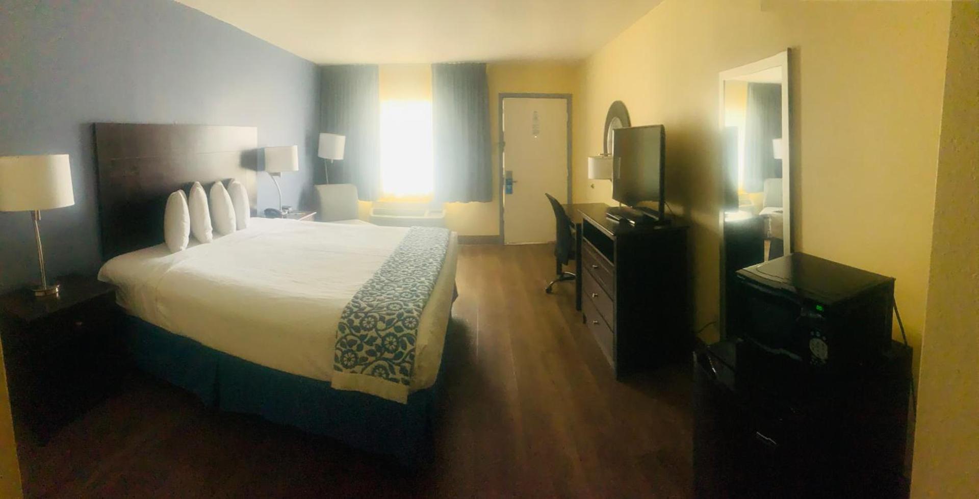 SureStay Plus by Best Western Beaumont photo 32