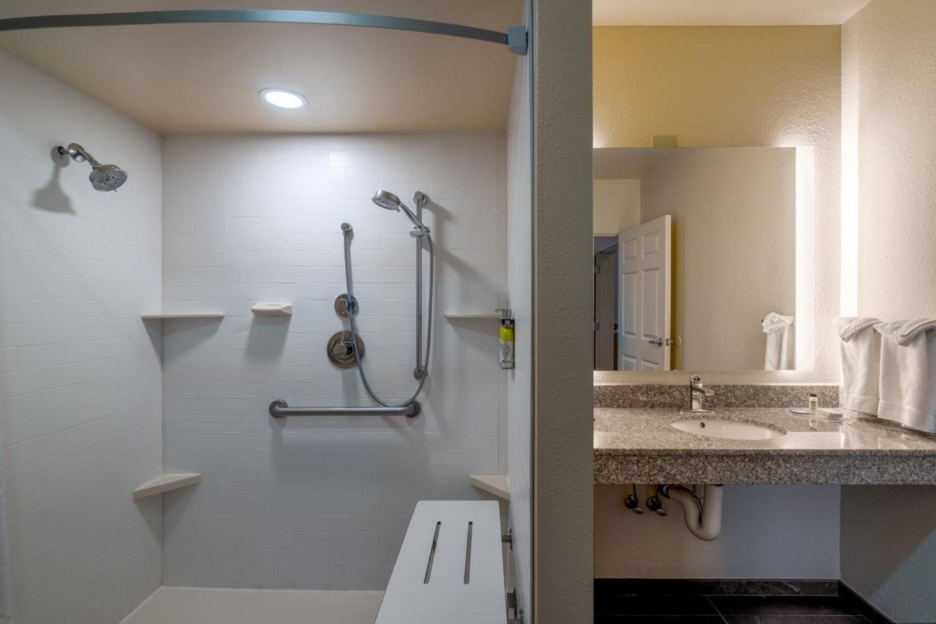 Staybridge Suites Memphis-Poplar Ave East by IHG photo 88