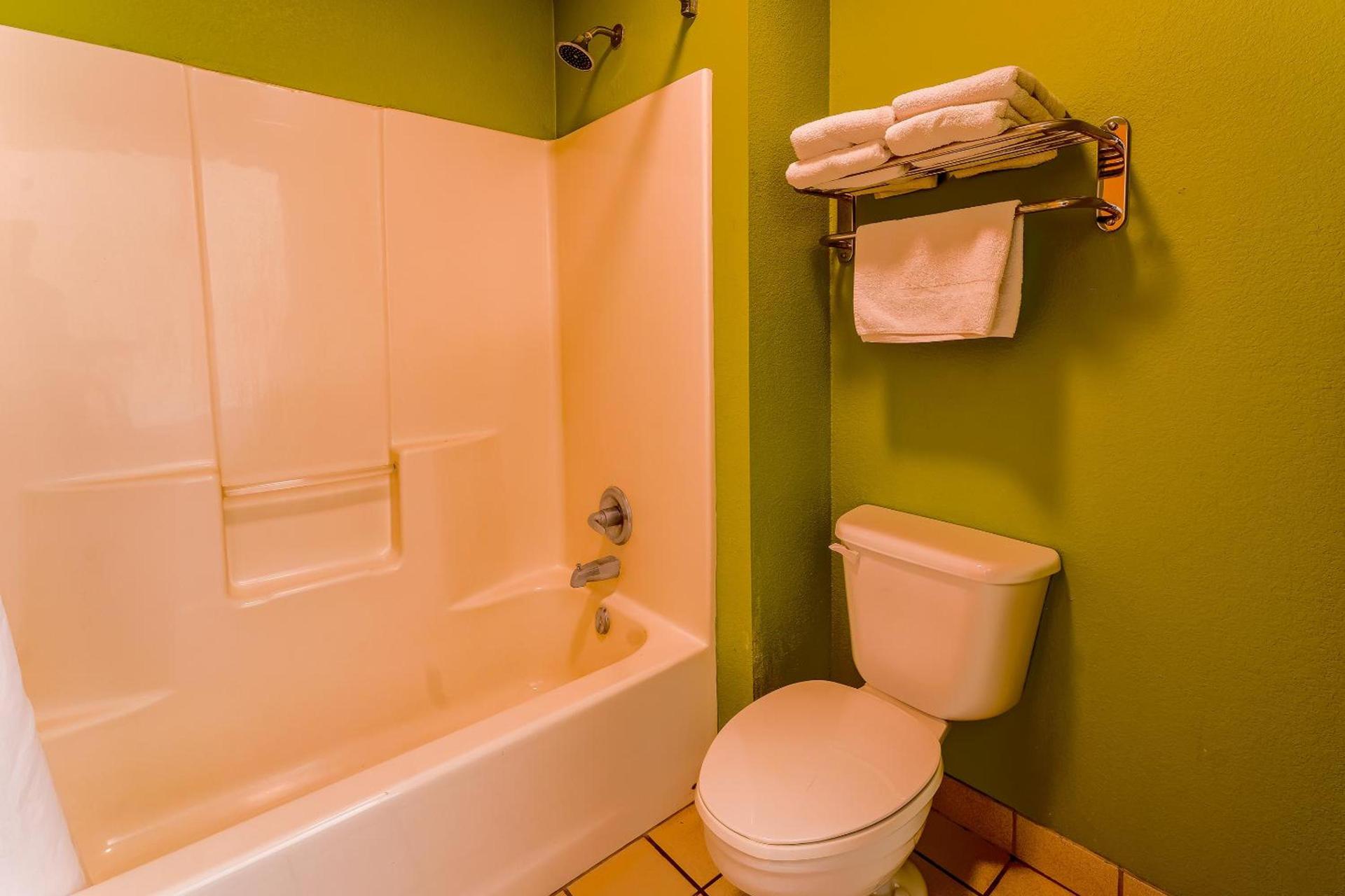 OYO Hotel Yoakum West photo 15