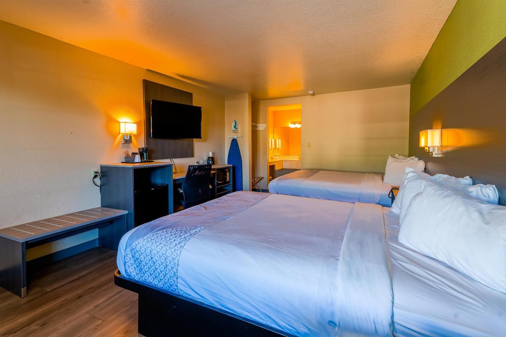 OYO Hotel Yoakum West photo 32